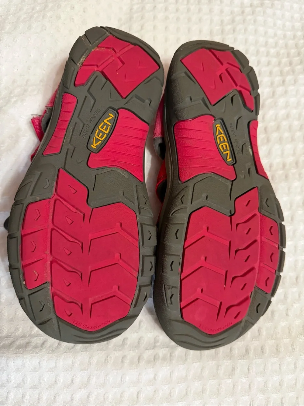 Keen Kids Newport Pink and Gray Closed-Toe Sandals